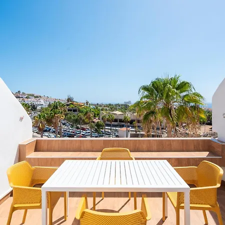 Costa Preciosa , Con Vistas A La Playa 아데제